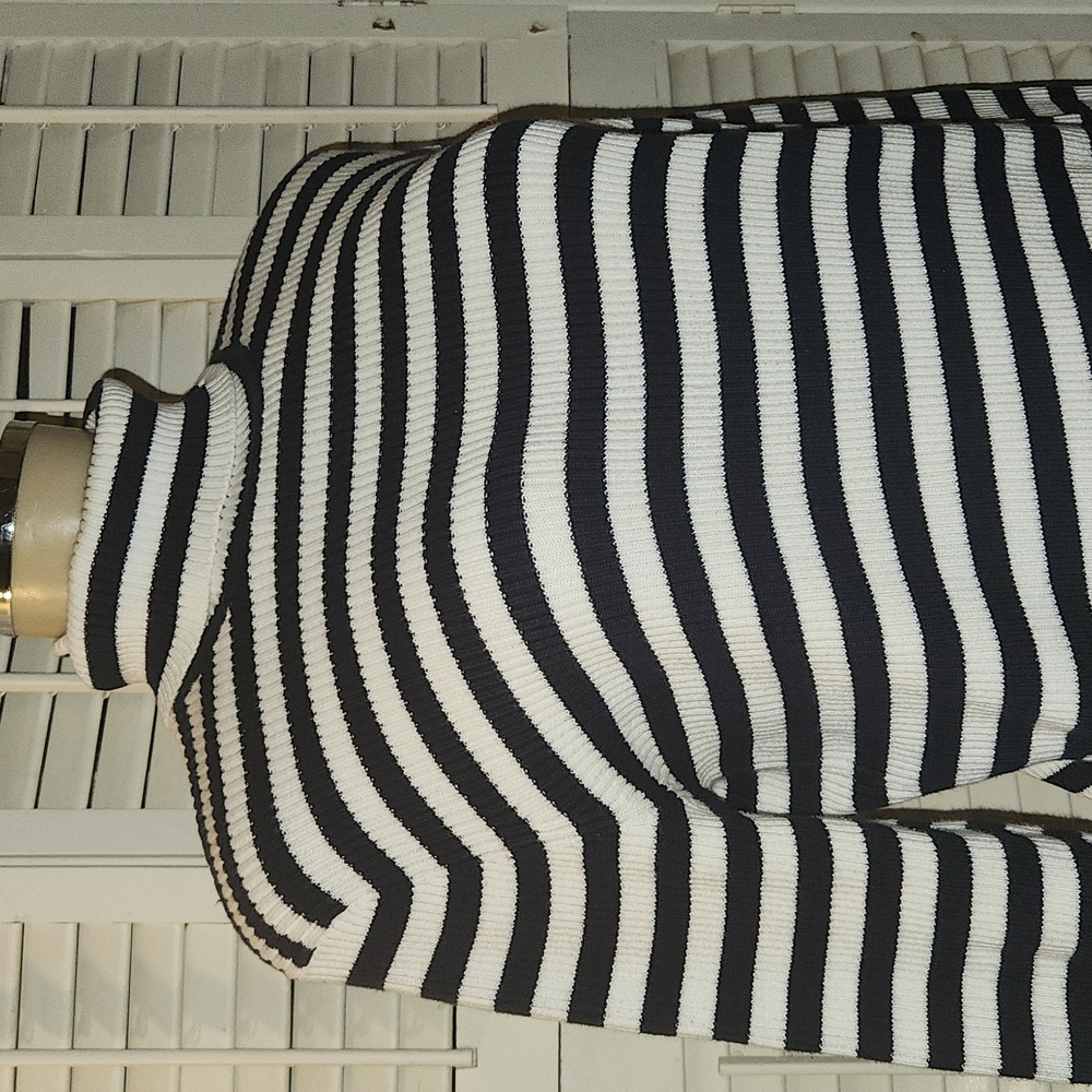 RALPH LAUREN STRIPED TURTLENECK SWEATER - Picture 4 of 8